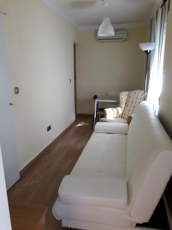 Apartamentos Vialia Sol Y Playa Малага Екстер'єр фото